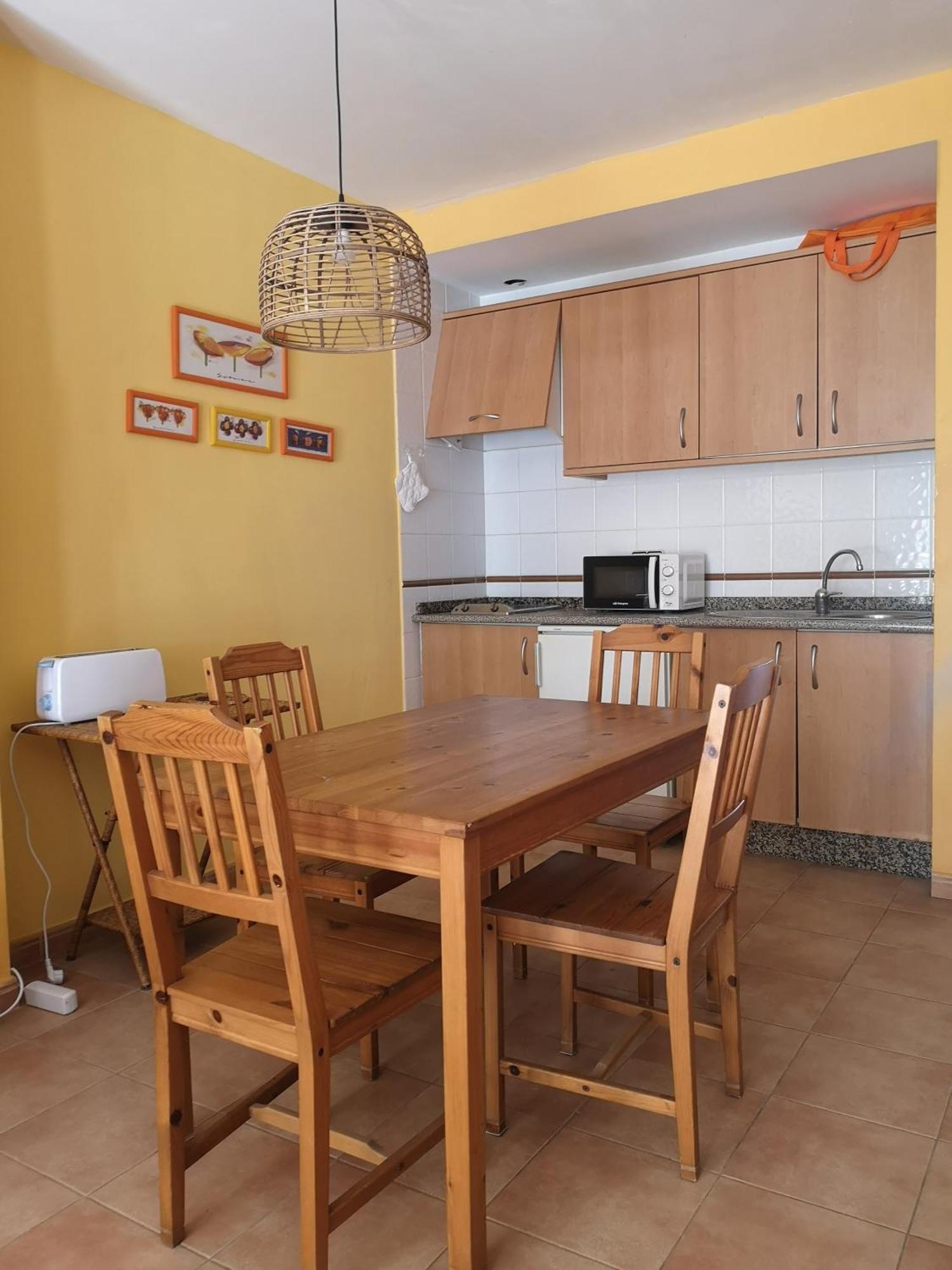 Casa Amarilla Apartment Es Pujols Ngoại thất bức ảnh