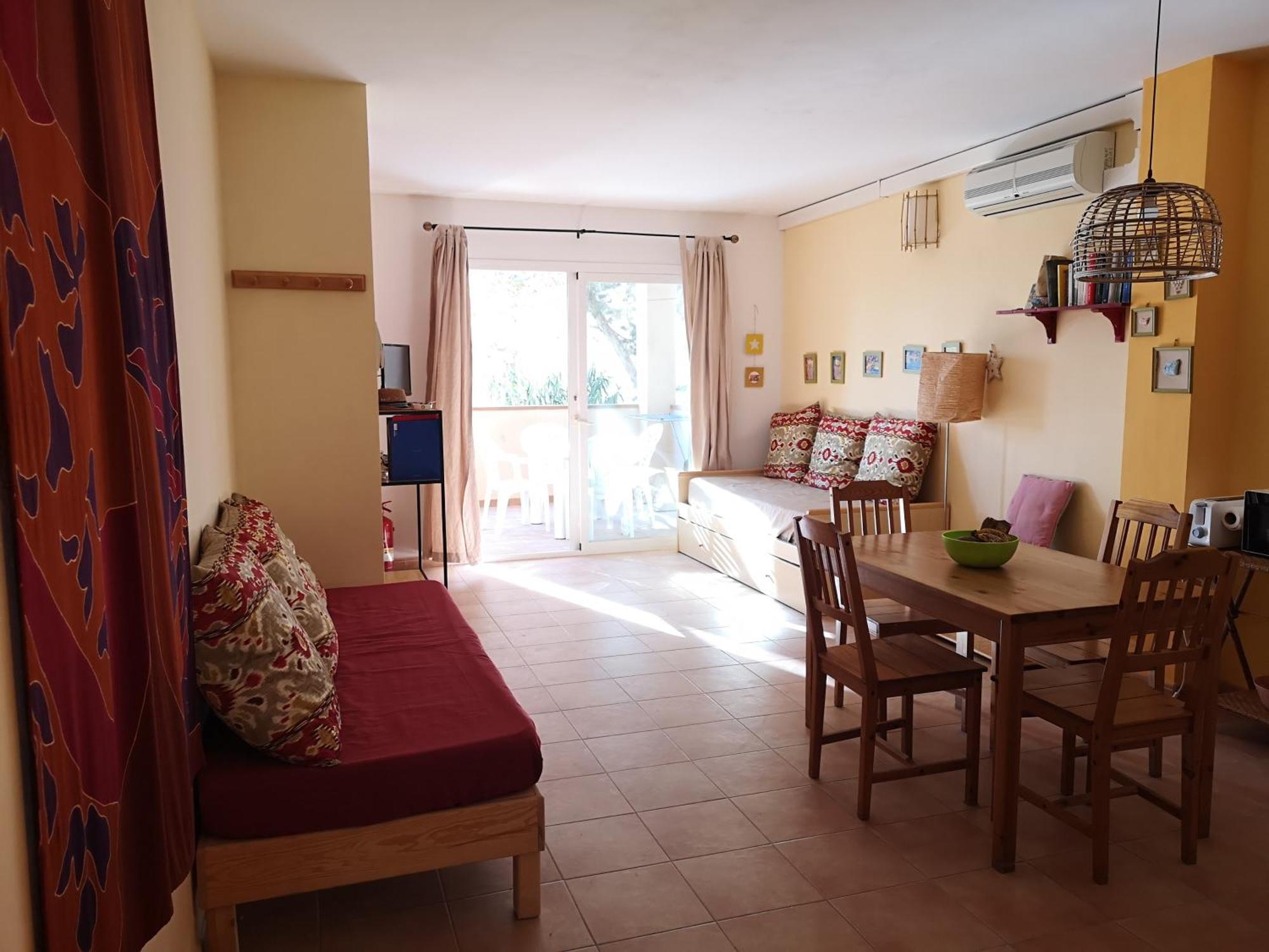 Casa Amarilla Apartment Es Pujols Ngoại thất bức ảnh